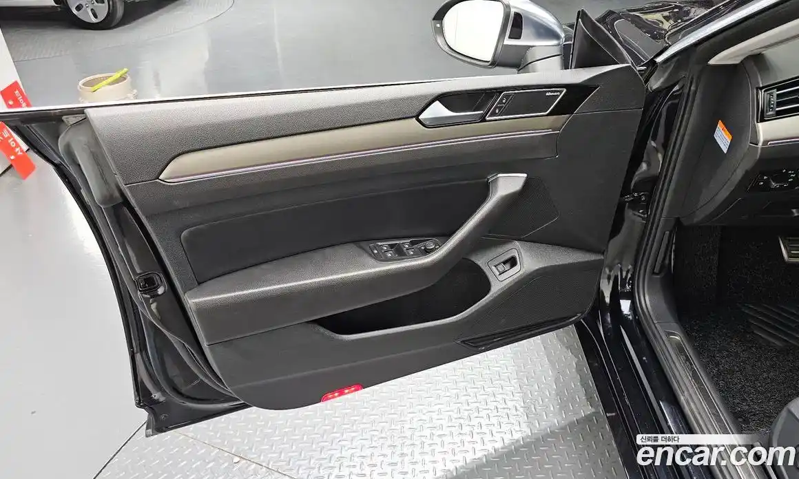 Volkswagen Arteon 2019 2.0 автомат (гидро), фото 13