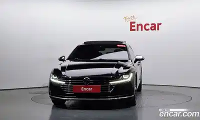 Volkswagen Arteon 2019 2.0 автомат (гидро), миниатюра 2