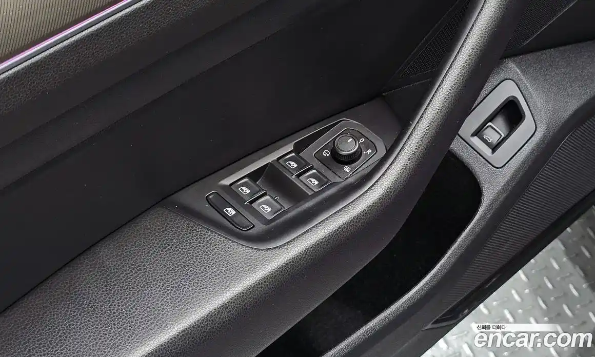 Volkswagen Arteon 2019 2.0 автомат (гидро), фото 28
