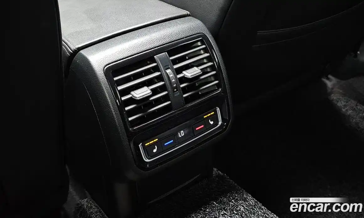 Volkswagen Arteon 2019 2.0 автомат (гидро), фото 30