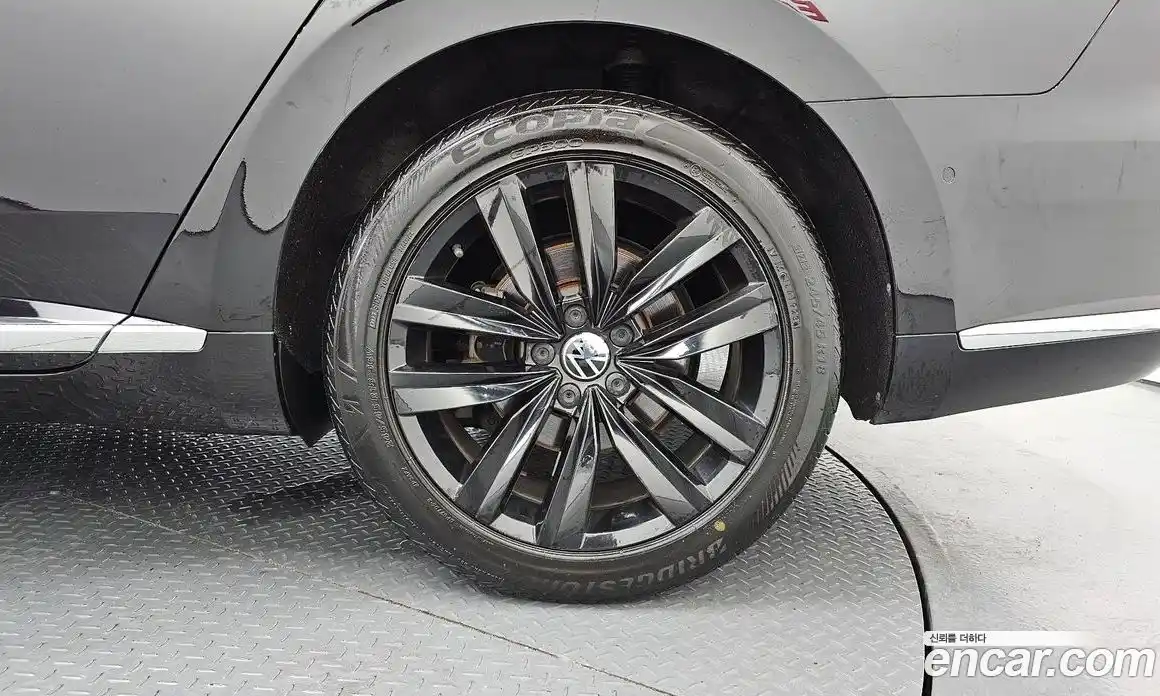 Volkswagen Arteon 2019 2.0 автомат (гидро), фото 6