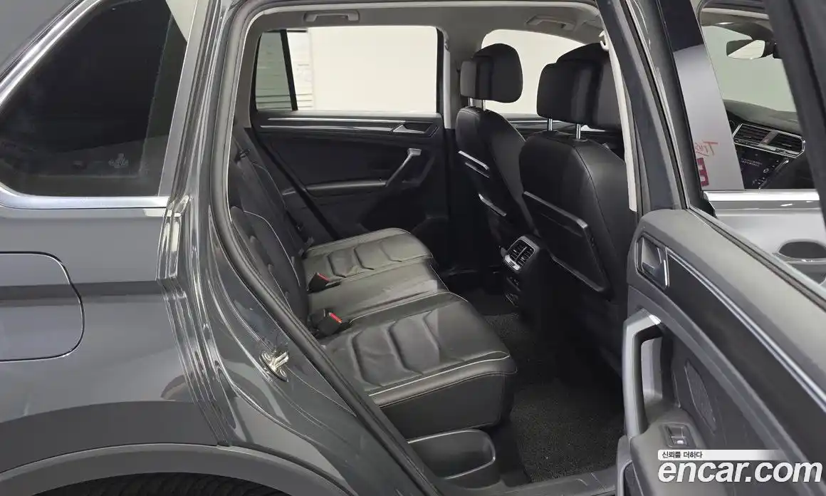 Volkswagen Tiguan 2020 2.0 автомат (гидро), фото 11