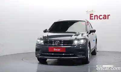 Volkswagen Tiguan 2020 2.0 автомат (гидро), миниатюра 3