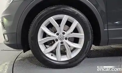 Volkswagen Tiguan 2020 2.0 автомат (гидро), миниатюра 5