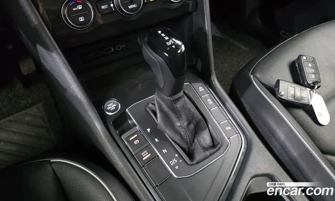 Volkswagen Tiguan 2020 2.0 автомат (гидро), фото 9