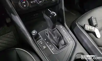 Volkswagen Tiguan 2020 2.0 автомат (гидро), миниатюра 9