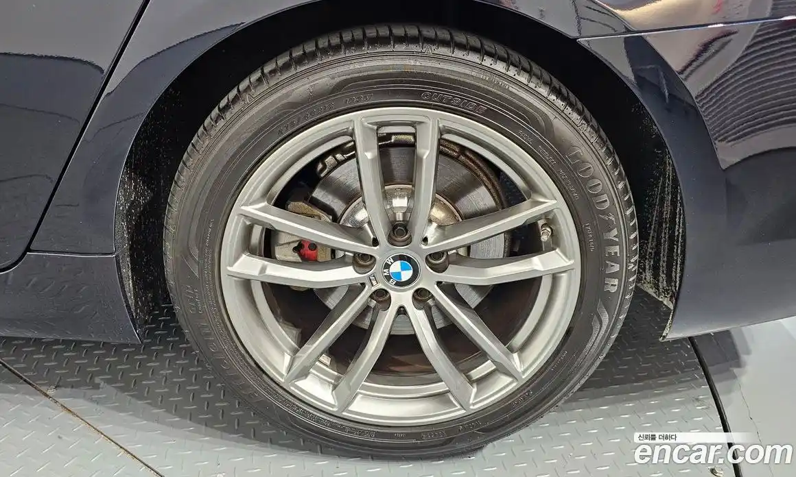 BMW 5 серия 2019 2.0 автомат (гидро), фото 7