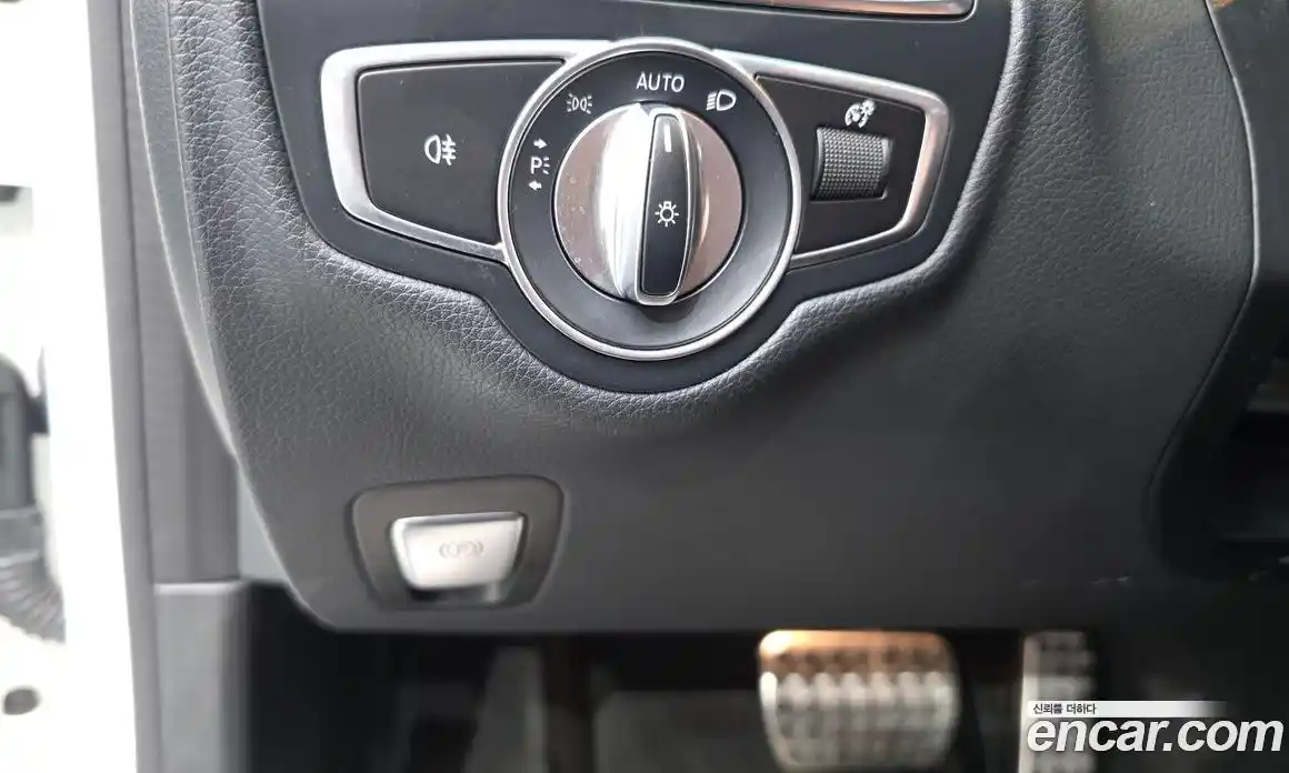 Mercedes-Benz C-Class 2019 2.0 гидро, фото 29 Mercedes-Benz C-Class 2019 2.0 гидро, фото 29