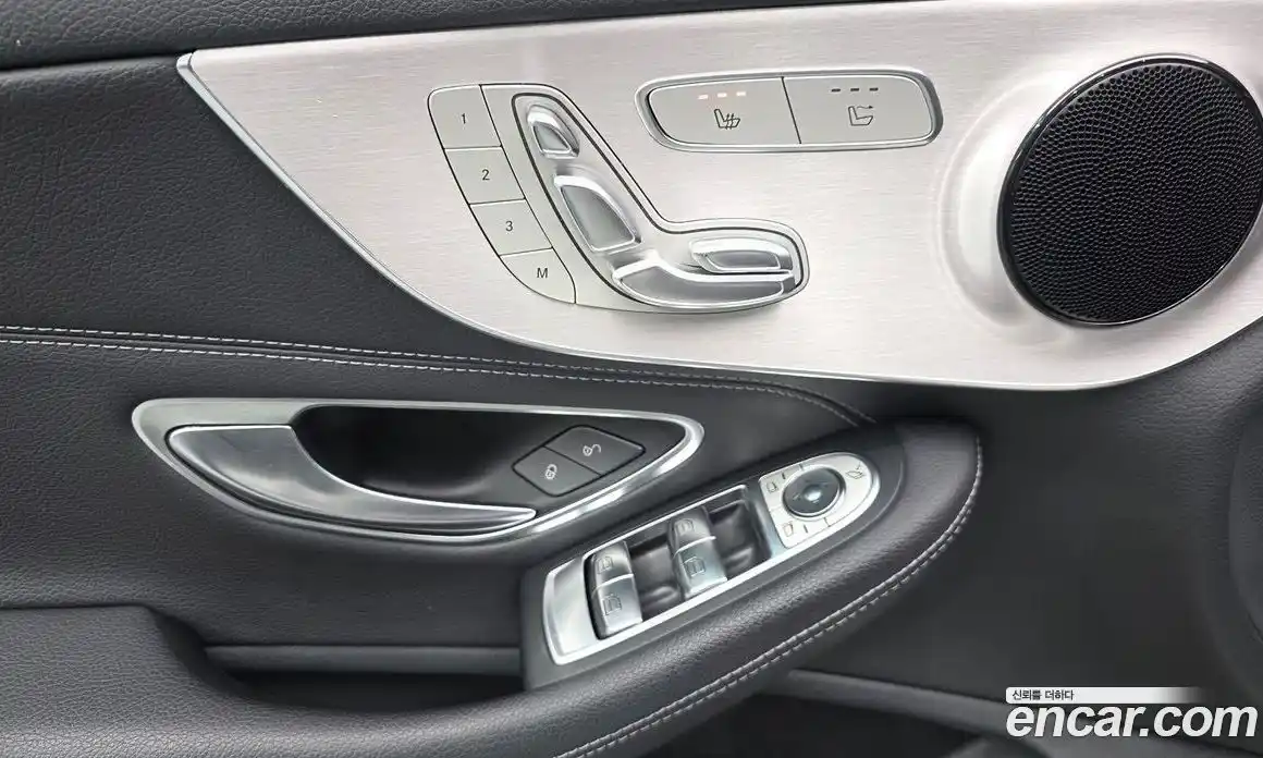 Mercedes-Benz C-Class 2019 2.0 гидро, фото 30 Mercedes-Benz C-Class 2019 2.0 гидро, фото 30