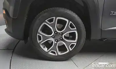 Jeep Renegade 2017 2.0 автомат (гидро), миниатюра 5