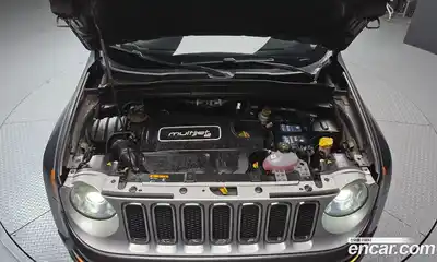 Jeep Renegade 2017 2.0 автомат (гидро), миниатюра 6