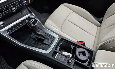 Audi Q3 2023 2.0 автомат (гидро), миниатюра 9