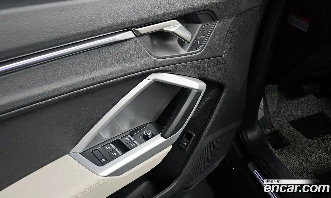 Audi Q3 2023 2.0 автомат (гидро), фото 10
