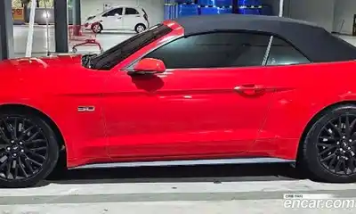 Ford Mustang 2022 5.0 автомат (гидро), миниатюра 3