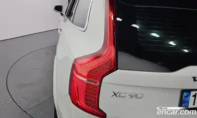 Volvo XC90 2023 2.0 автомат (гидро), миниатюра 9