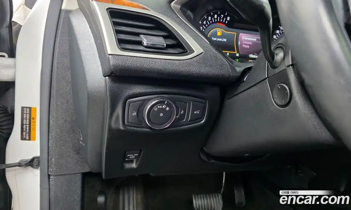 Lincoln MKZ 2015 2.0 автомат (гидро), фото 16 Lincoln MKZ 2015 2.0 автомат (гидро), фото 16