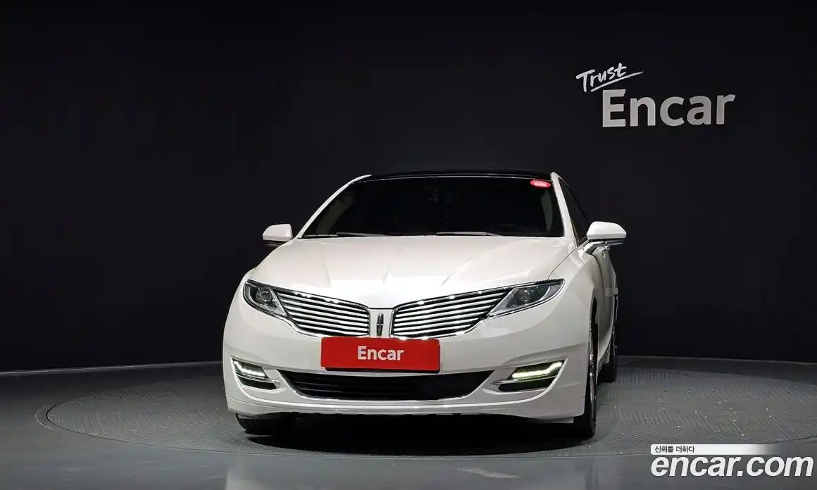 Lincoln MKZ 2015 2.0 автомат (гидро), фото 3 Lincoln MKZ 2015 2.0 автомат (гидро), фото 3