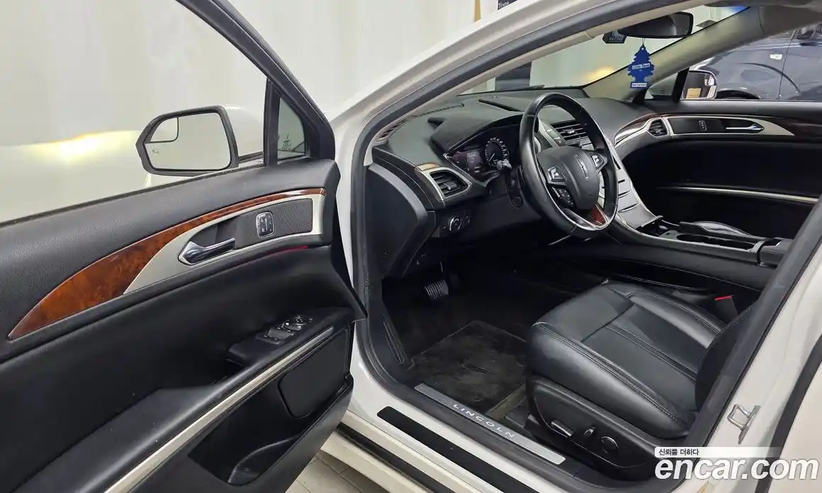 Lincoln MKZ 2015 2.0 автомат (гидро), фото 10 Lincoln MKZ 2015 2.0 автомат (гидро), фото 10