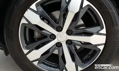 Peugeot 5008 2019 2.0 автомат (гидро), миниатюра 6