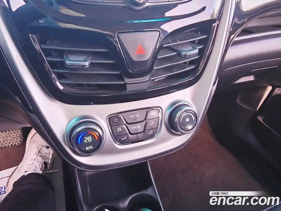 Chevrolet Spark 2015 1.0 автомат (гидро), фото 15