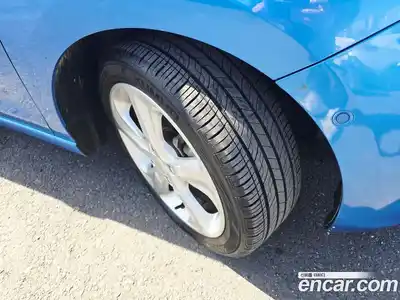 Chevrolet Spark 2015 1.0 автомат (гидро), миниатюра 5