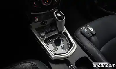 SsangYong TIBOLI 2015 1.6 автомат (гидро), миниатюра 9