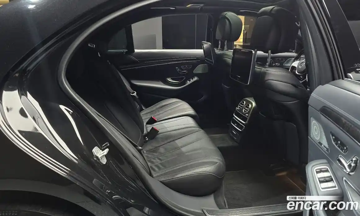 Mercedes-Benz S-Class 2017 3.0 гидро, фото 12 Mercedes-Benz S-Class 2017 3.0 гидро, фото 12