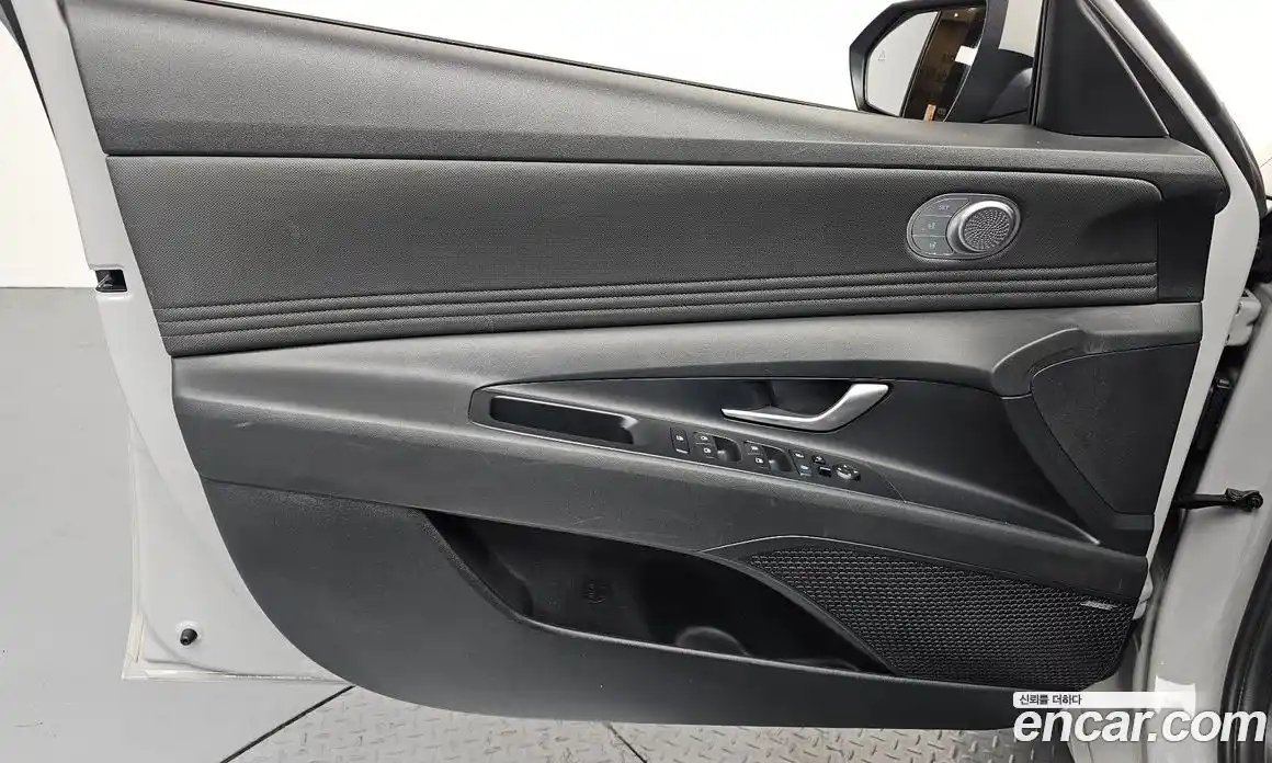 Hyundai Avante 2020 1.6 автомат (гидро), фото 14
