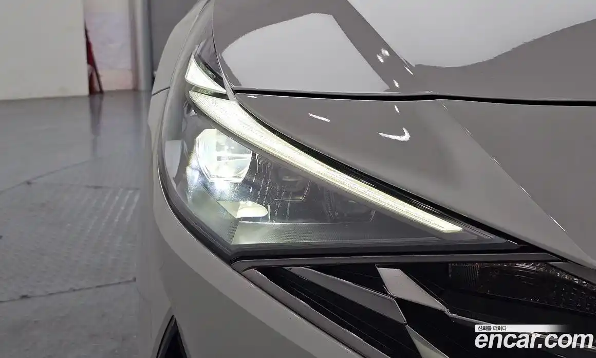 Hyundai Avante 2020 1.6 автомат (гидро), фото 8