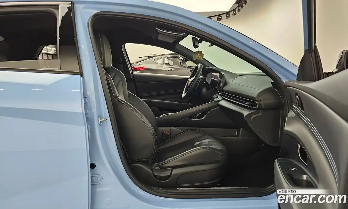 Hyundai Avante 2024 2.0 автомат (гидро), фото 16