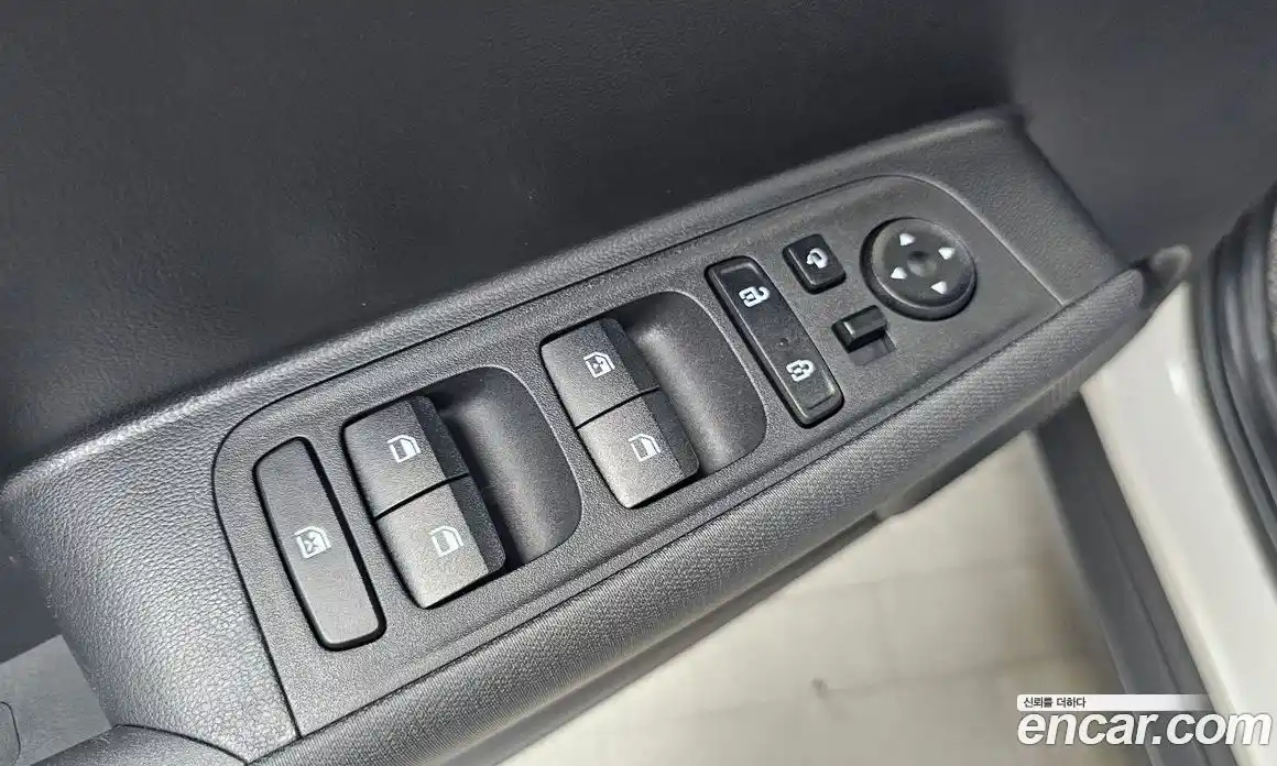 Hyundai Casper 2022 1.0 автомат (гидро), фото 25