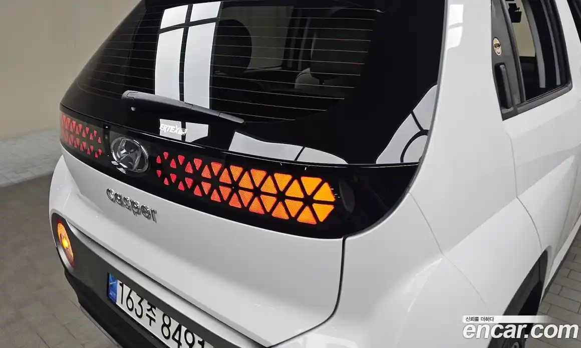 Hyundai Casper 2022 1.0 автомат (гидро), фото 9