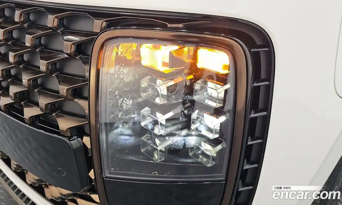 Hyundai Staria 2024 1.6 автомат (гидро), фото 8