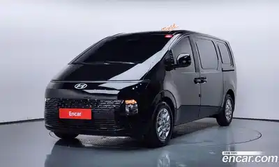 Hyundai Staria, 2024, 28 245 км