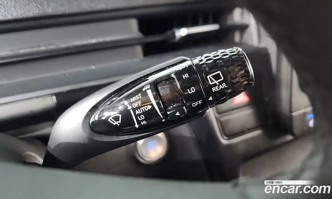 Hyundai Staria 2024 3.5 автомат (гидро), фото 18