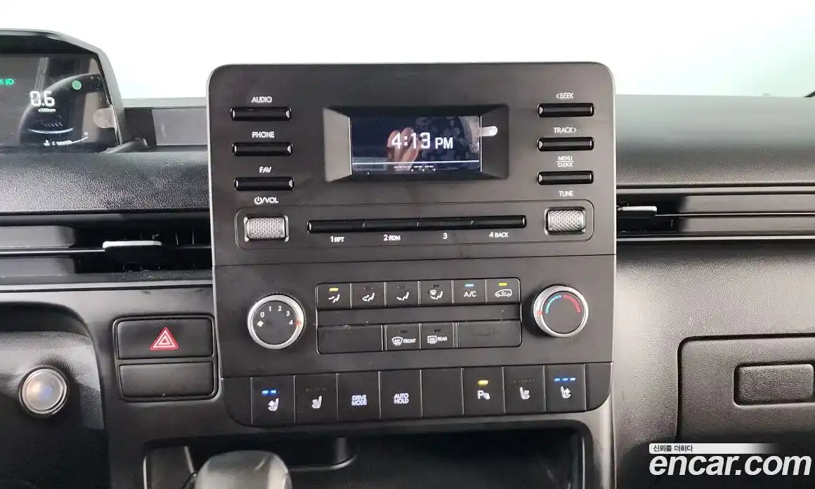 Hyundai Staria 2024 3.5 автомат (гидро), фото 19