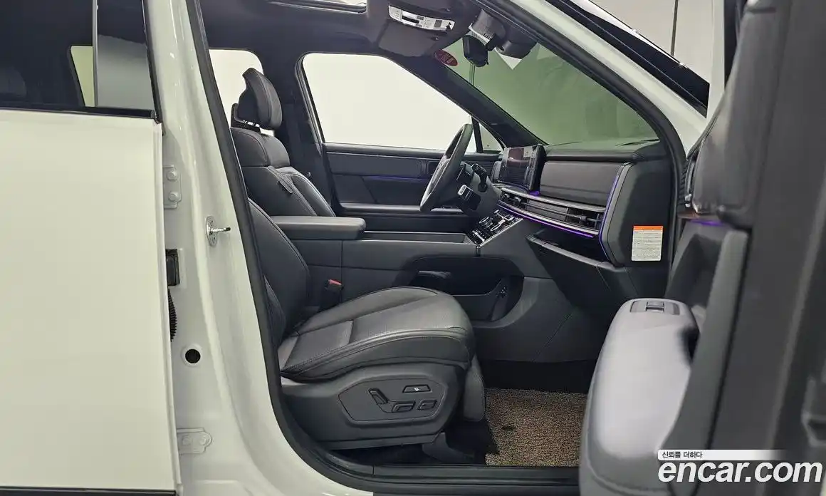 Hyundai Santa Fe 2024 1.6 автомат (гидро), фото 16