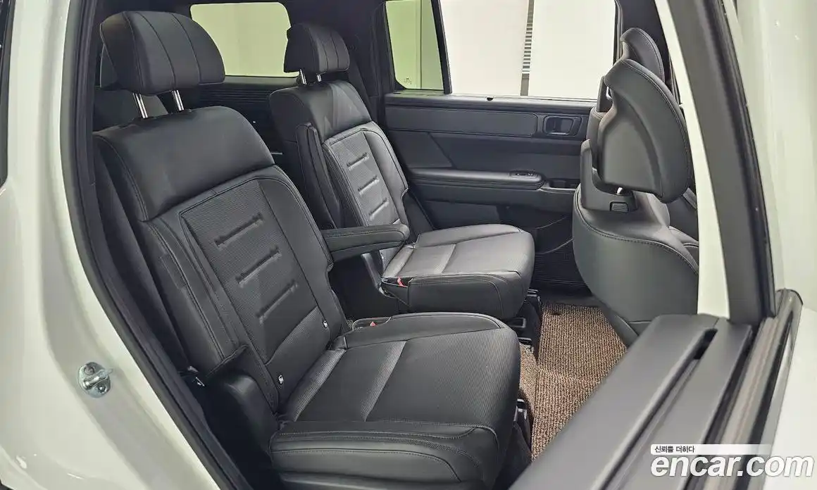 Hyundai Santa Fe 2024 1.6 автомат (гидро), фото 17