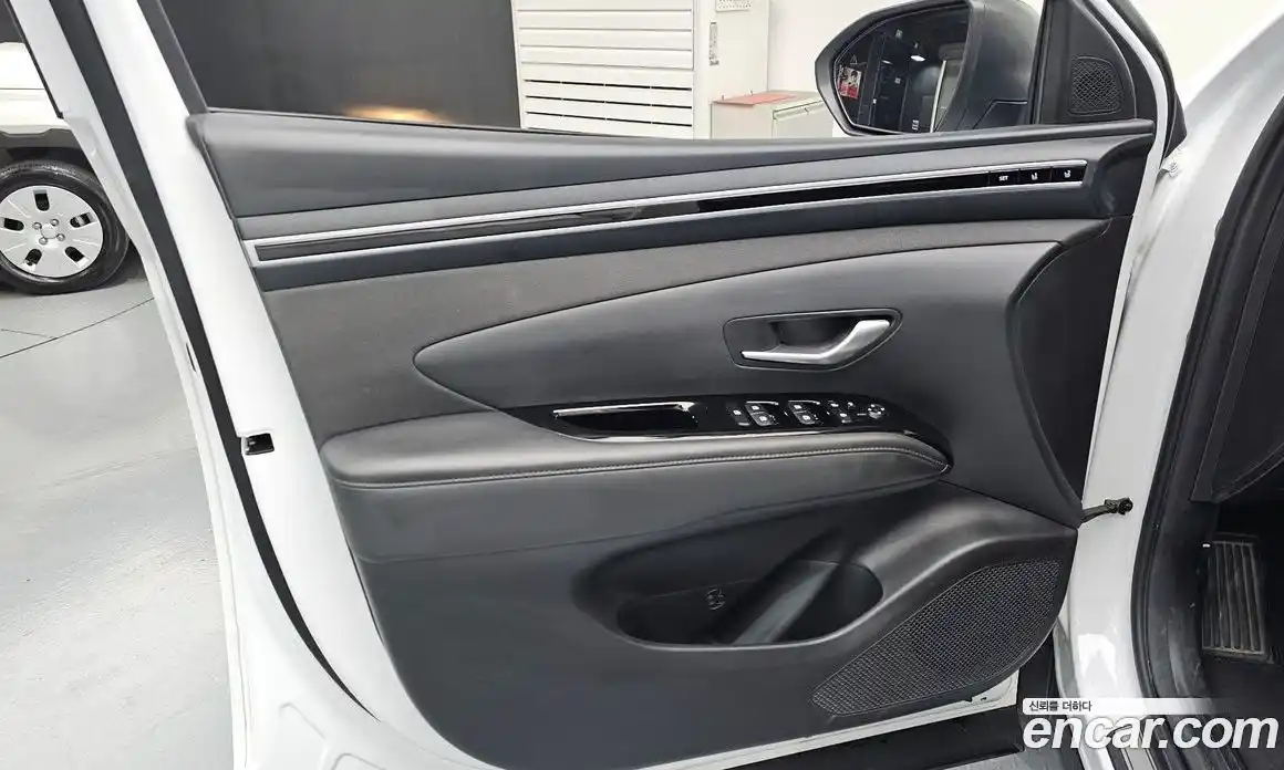 Hyundai Tucson 2023 1.6 автомат (гидро), фото 14