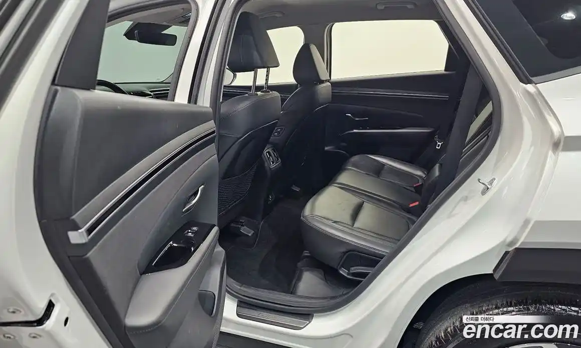 Hyundai Tucson 2023 1.6 автомат (гидро), фото 16