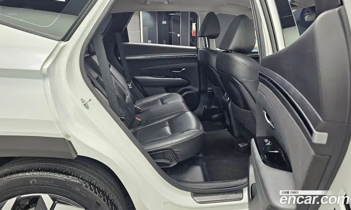 Hyundai Tucson 2023 1.6 автомат (гидро), фото 18
