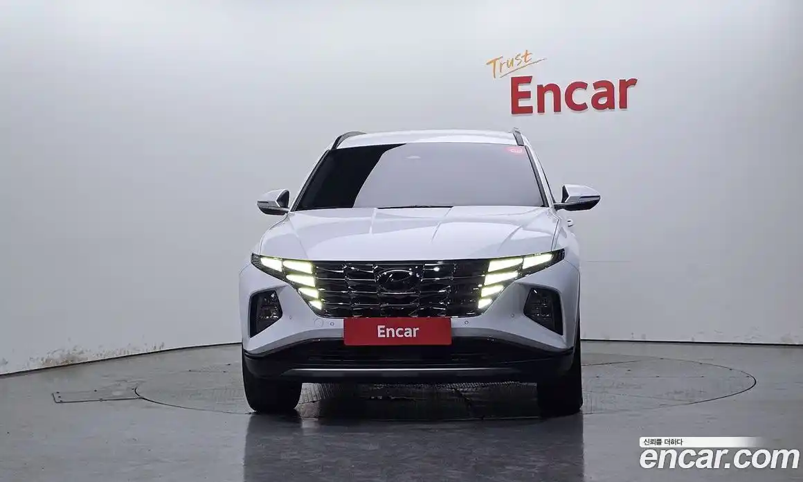 Hyundai Tucson 2023 1.6 автомат (гидро), фото 3