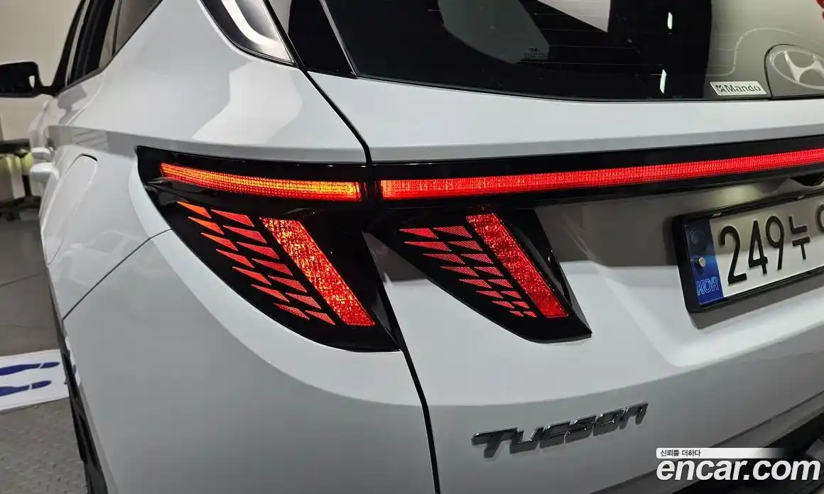 Hyundai Tucson 2023 1.6 автомат (гидро), фото 9