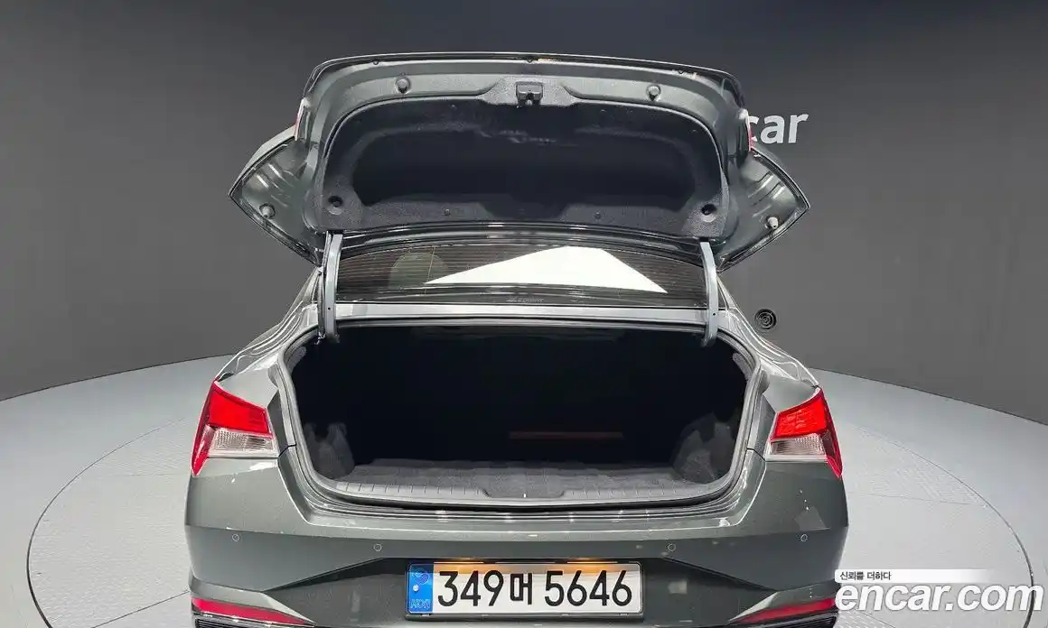 Hyundai Avante 2023 1.6 автомат (гидро), фото 20