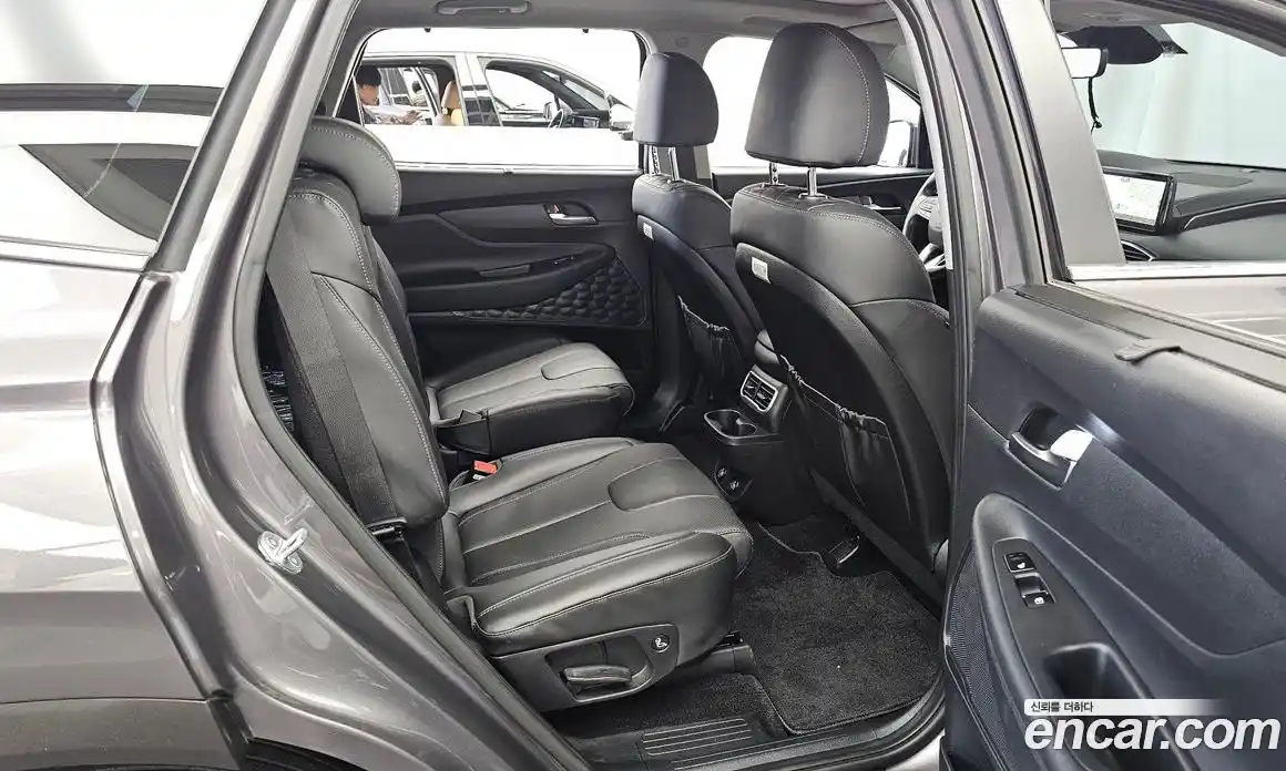 Hyundai Santa Fe 2022 1.6 автомат (гидро), фото 18