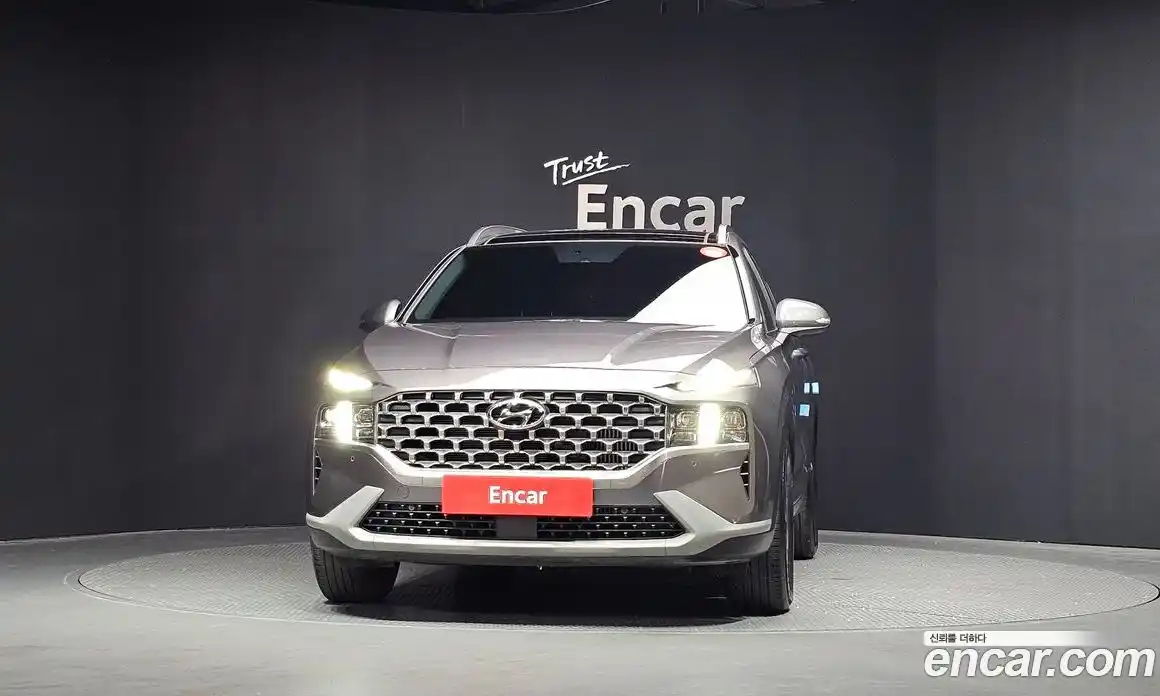 Hyundai Santa Fe 2022 1.6 автомат (гидро), фото 3