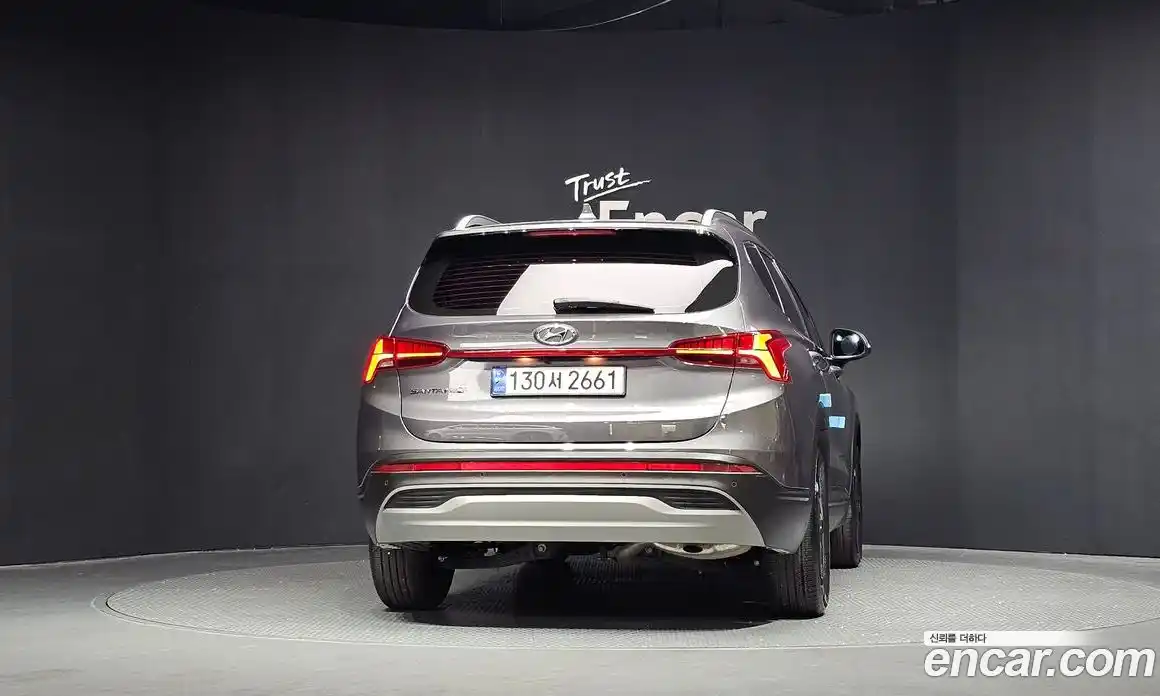 Hyundai Santa Fe 2022 1.6 автомат (гидро), фото 4