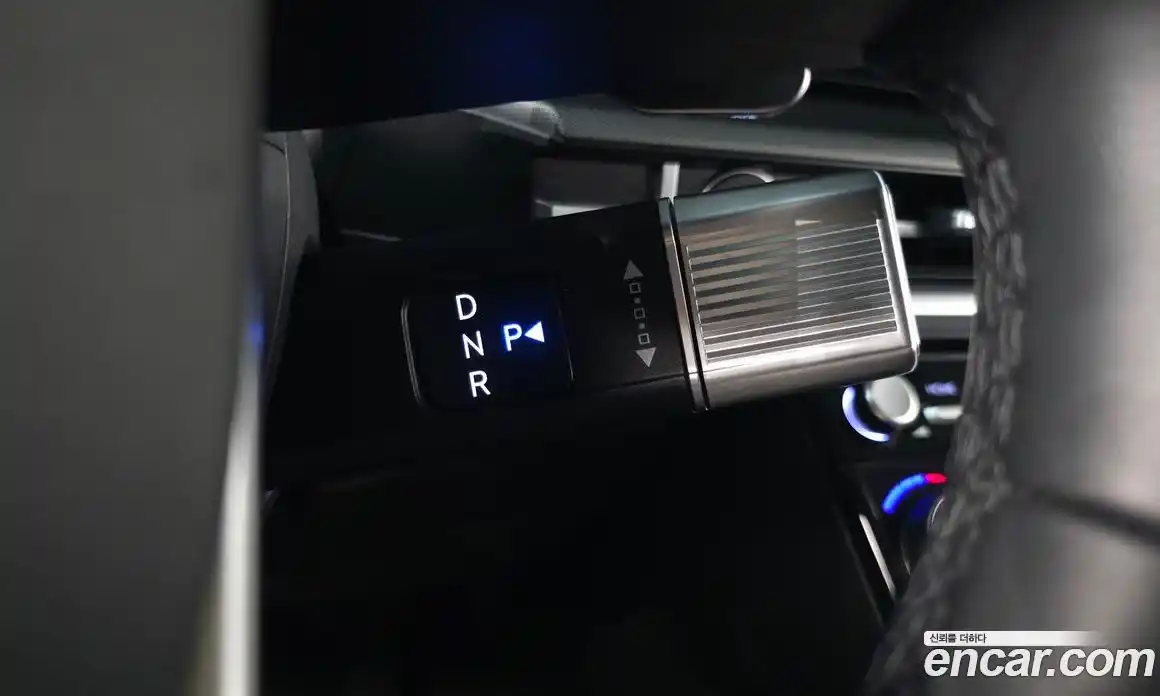 Hyundai Santa Fe 2023 2.5 автомат (гидро), фото 11