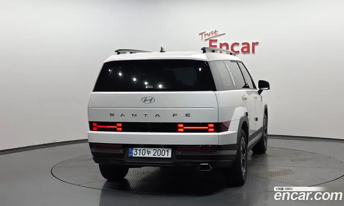 Hyundai Santa Fe 2023 2.5 автомат (гидро), фото 3