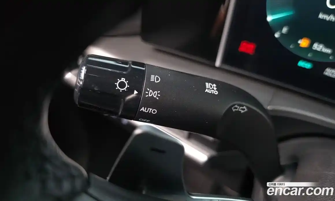 Hyundai Santa Fe 2023 2.5 автомат (гидро), фото 33